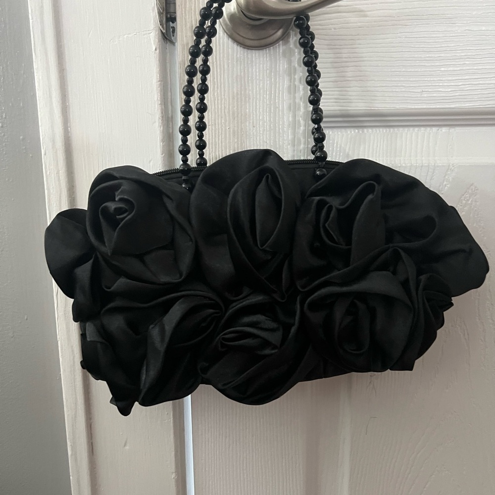 Elegant Black Floral Clutch
